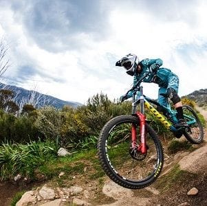 Thredbo resort back in business after bushfire closure Thredbo resort back in business after bushfire closure
